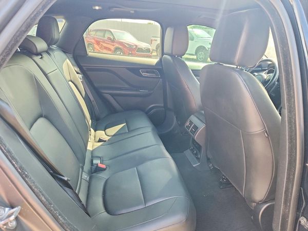 2018 JAGUAR F-PACE