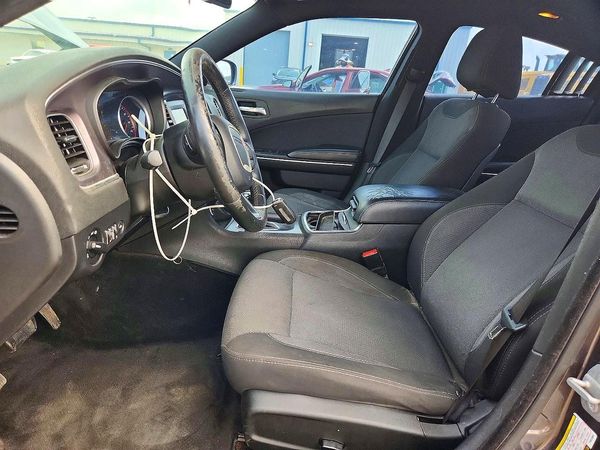 2015 DODGE CHARGER SE RWD