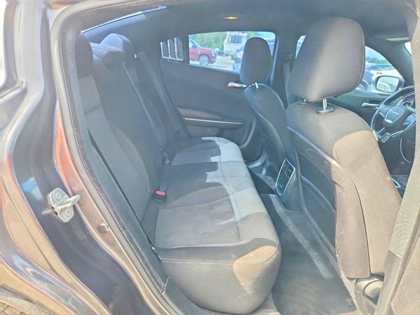 2015 DODGE CHARGER SE RWD