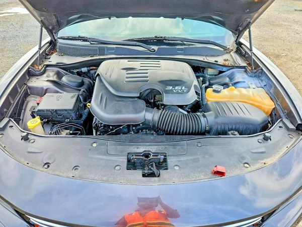 2015 DODGE CHARGER SE RWD