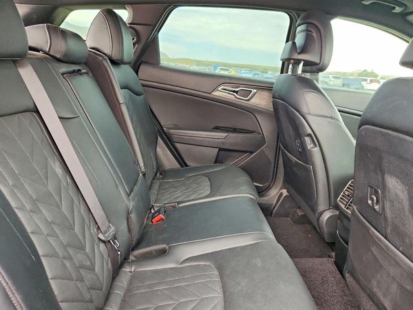 2024 KIA SPORTAGE X-LINE