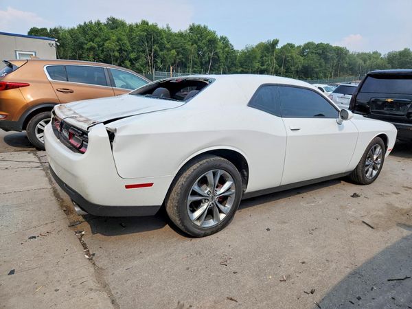 2020 DODGE CHALLENGER SXT