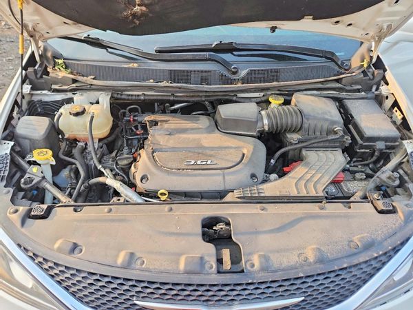 2019 CHRYSLER PACIFICA Touring L