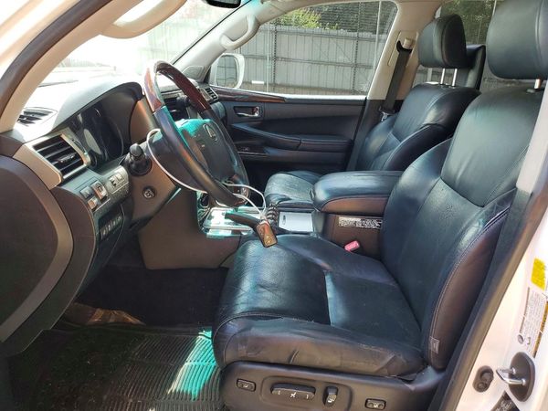 2013 LEXUS LX 570