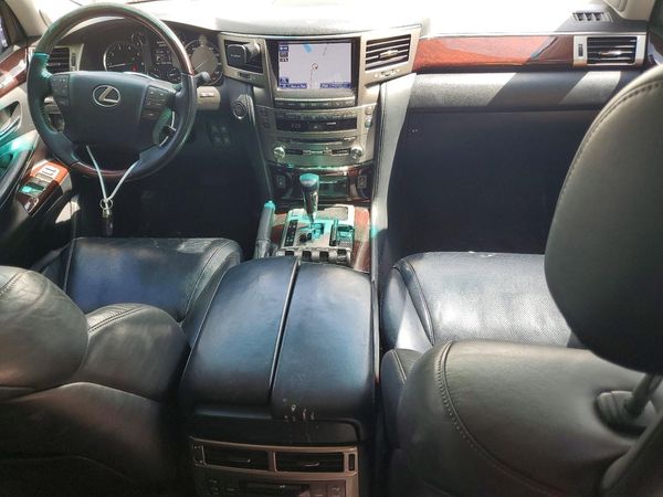 2013 LEXUS LX 570