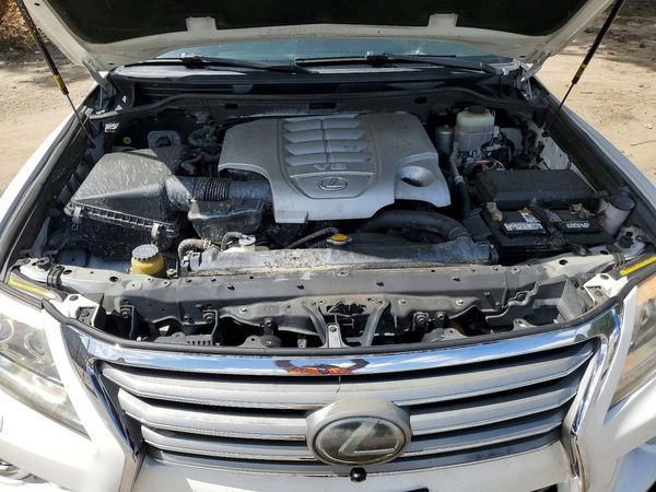 2013 LEXUS LX 570