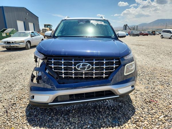 2025 HYUNDAI VENUE SEL, Limited
