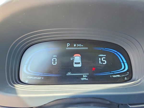 2025 HYUNDAI VENUE SEL, Limited