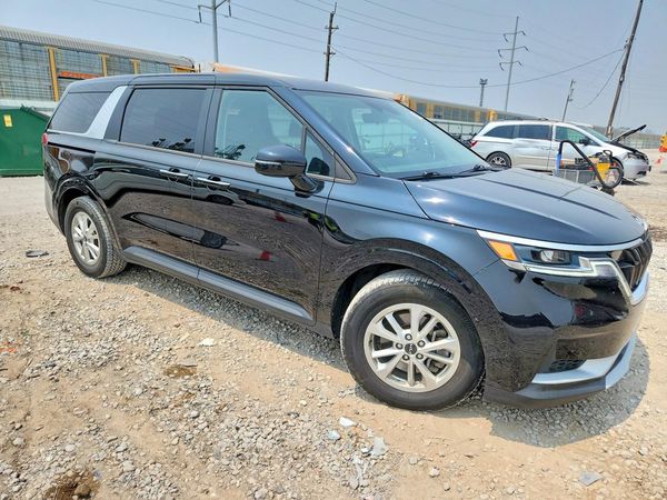 2022 KIA CARNIVAL LX, LX Seat Package