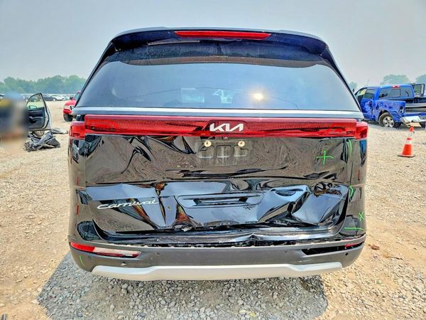 2022 KIA CARNIVAL LX, LX Seat Package