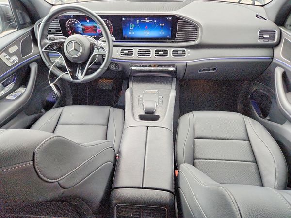 2026 MERCEDES-BENZ GLE