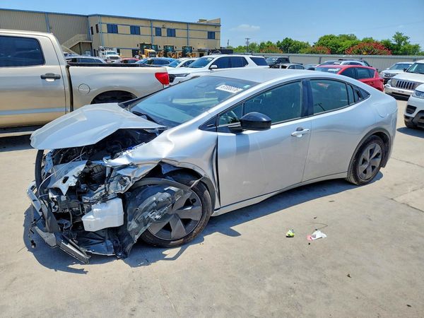 2026 TOYOTA PRIUS