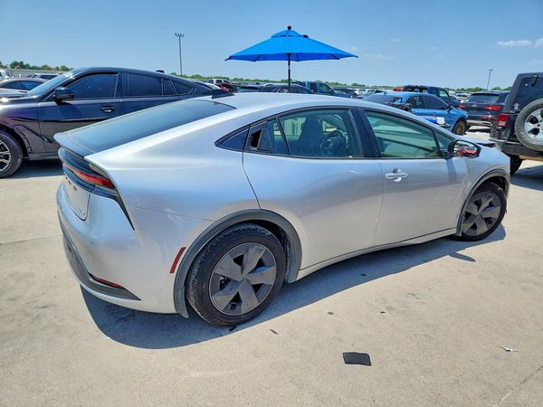 2026 TOYOTA PRIUS