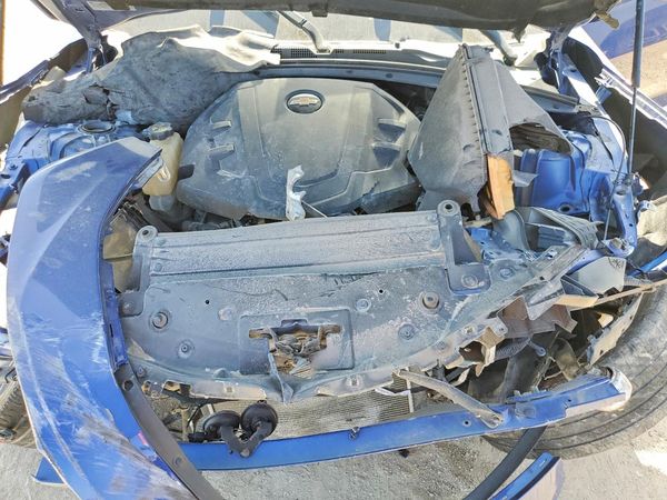 2020 CHEVROLET CAMARO 1LS/1LT — Engine bay