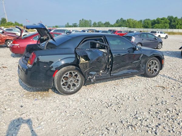 2016 CHRYSLER 300
