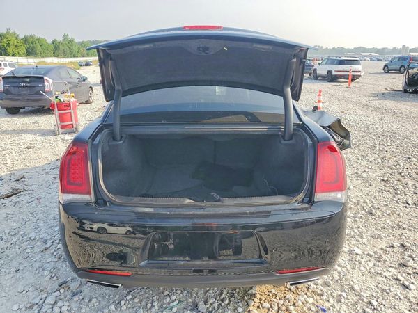 2016 CHRYSLER 300