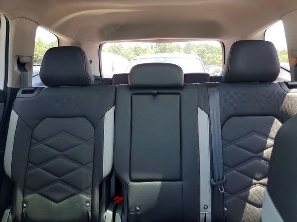 2026 VOLKSWAGEN ATLAS 4Motion Peak Edition SE