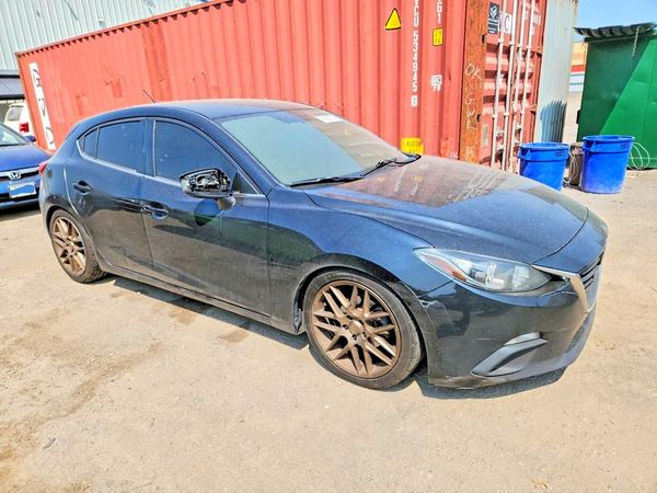 2015 MAZDA 3 Touring/GS