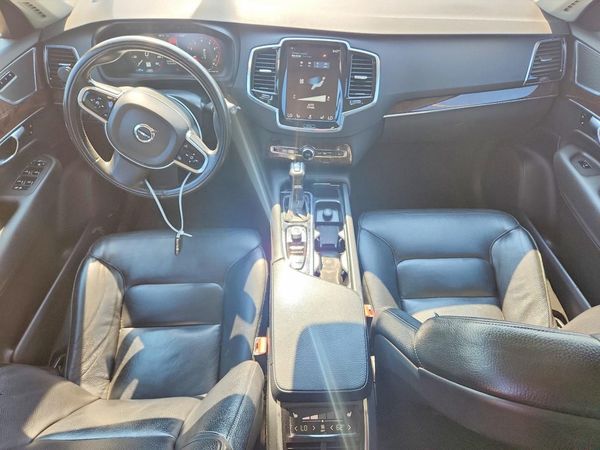 2016 VOLVO XC90 SV42 Momentum