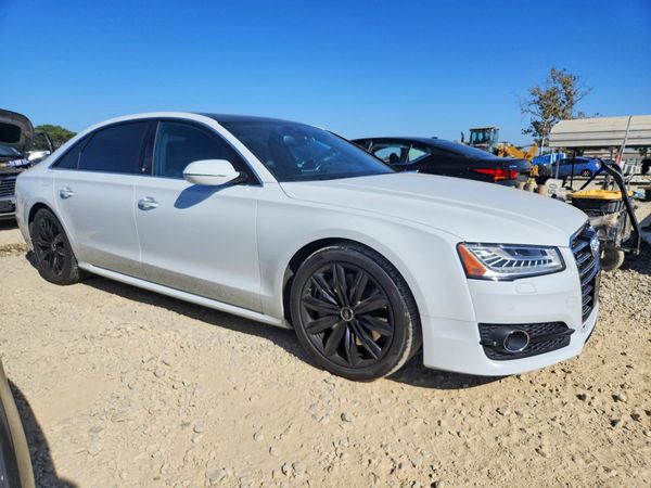 2017 AUDI A8 quattro L