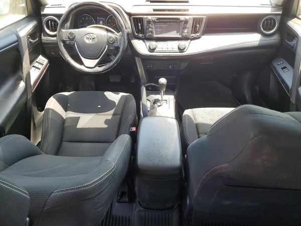 2018 TOYOTA RAV4 Adventure/XLE