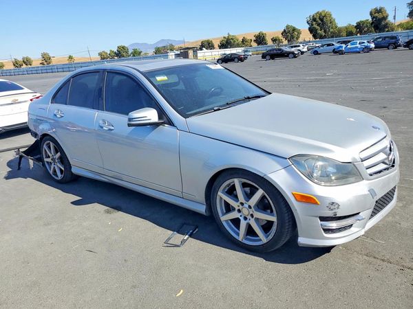 2014 MERCEDES-BENZ C C250