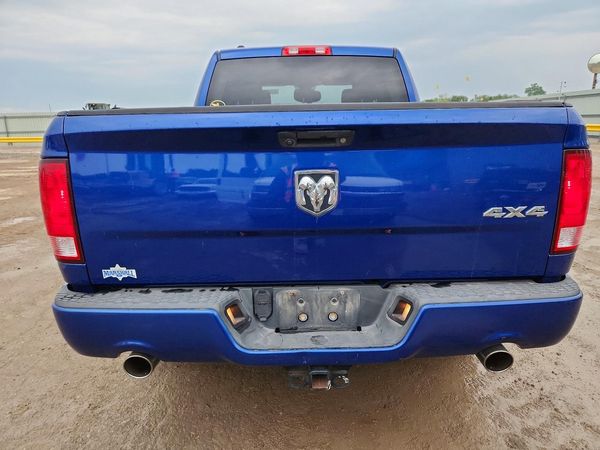 2014 RAM 1500 ST