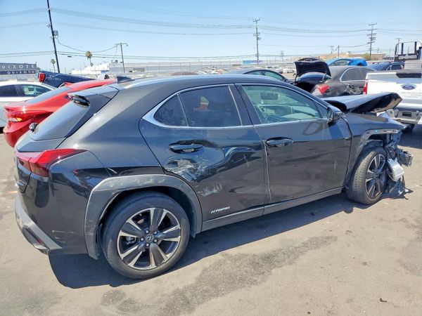 2020 LEXUS UX