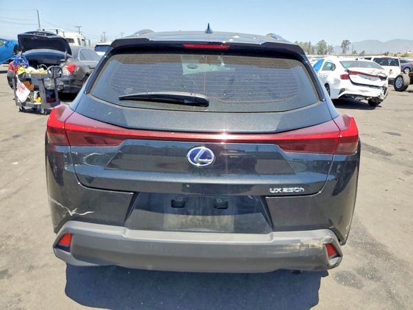 2020 LEXUS UX