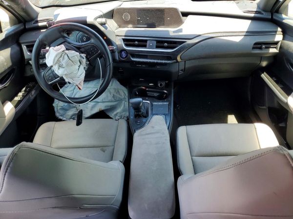 2020 LEXUS UX