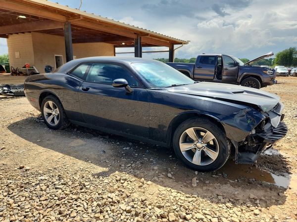 2016 DODGE CHALLENGER SXT