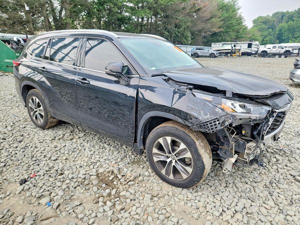 2020 TOYOTA HIGHLANDER