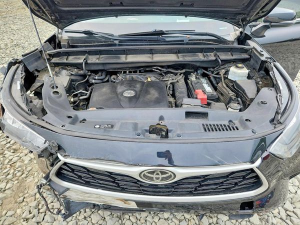 2020 TOYOTA HIGHLANDER