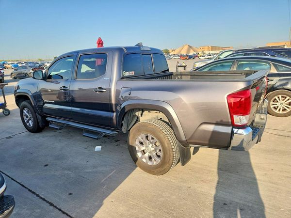 2017 TOYOTA TACOMA