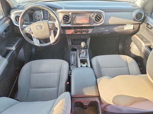 2017 TOYOTA TACOMA
