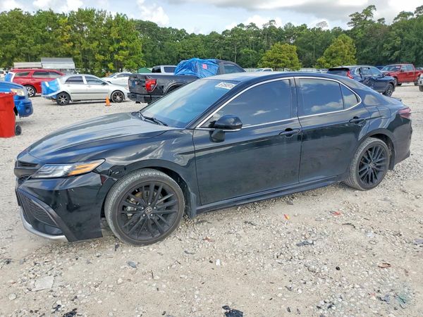 2023 TOYOTA CAMRY XSE