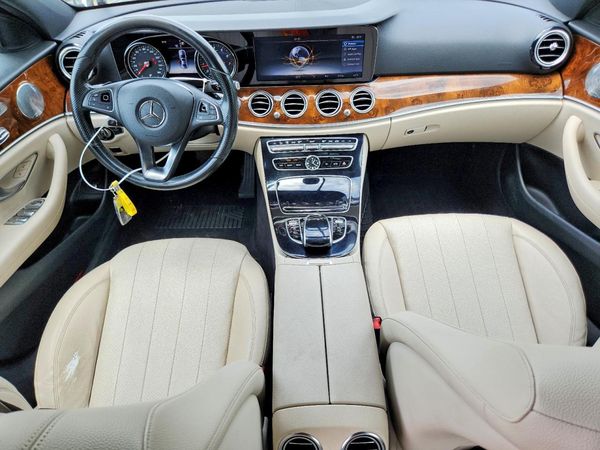 2017 MERCEDES-BENZ E E300-4M