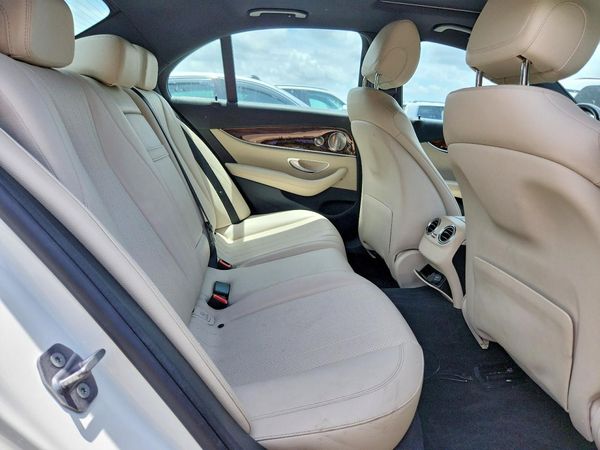 2017 MERCEDES-BENZ E E300-4M