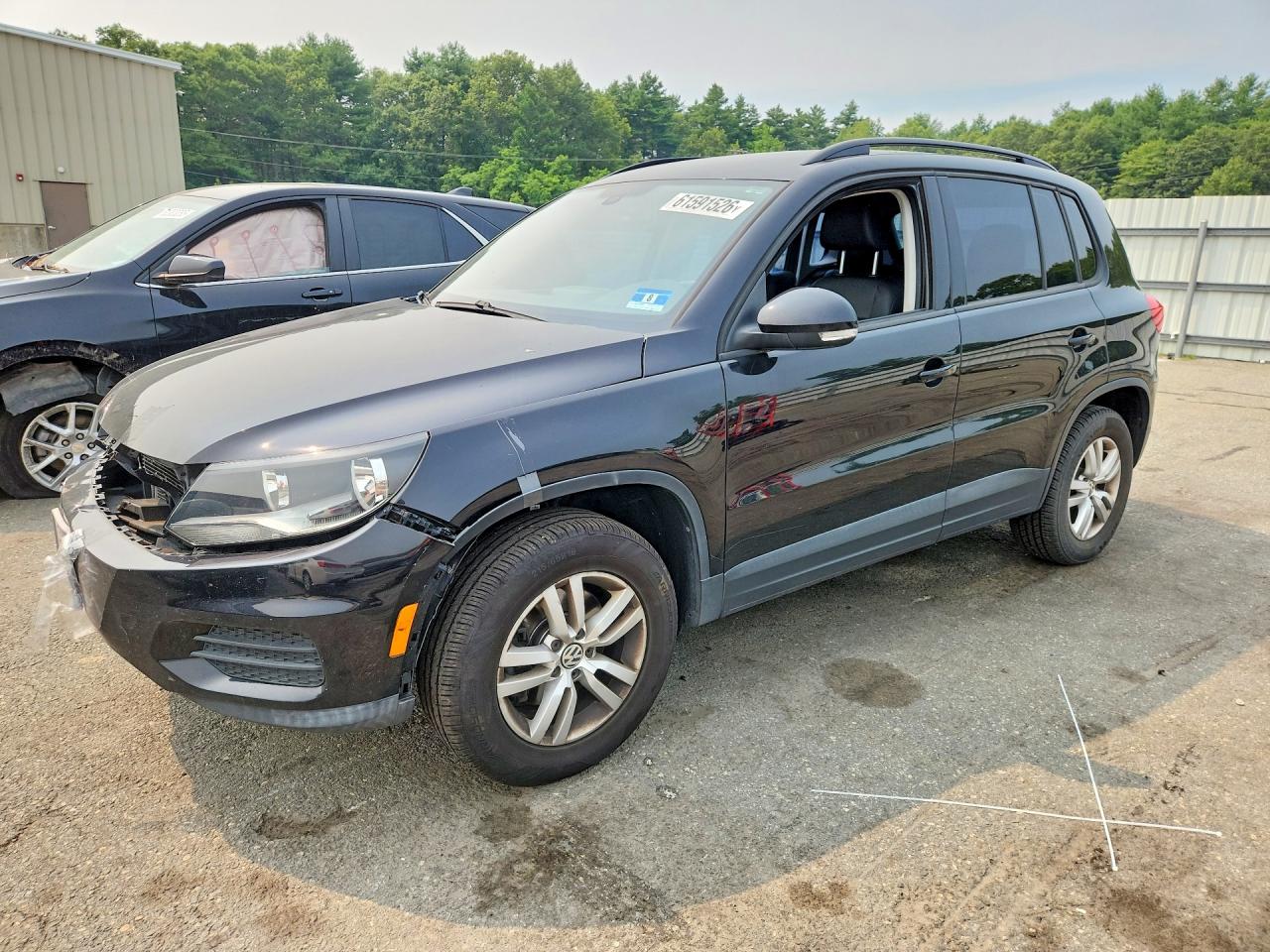 2017 VOLKSWAGEN TIGUAN S, Limited