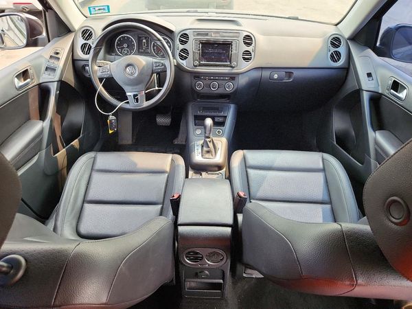 2017 VOLKSWAGEN TIGUAN S, Limited
