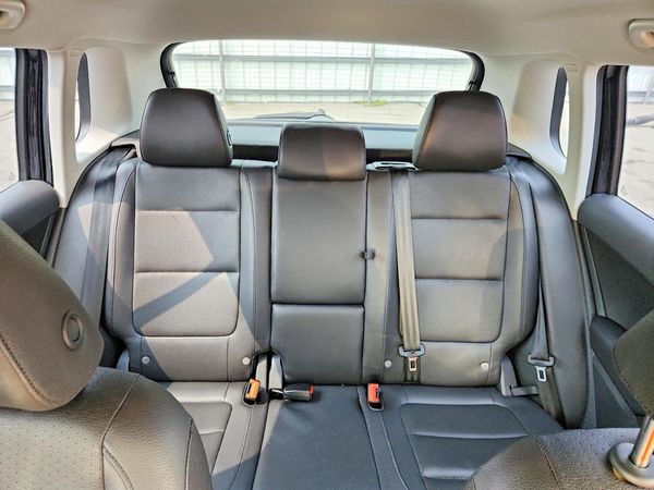 2017 VOLKSWAGEN TIGUAN S, Limited