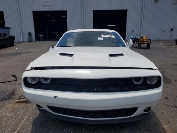 2021 DODGE CHALLENGER SXT
