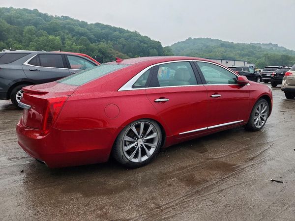 2013 CADILLAC XTS Luxury