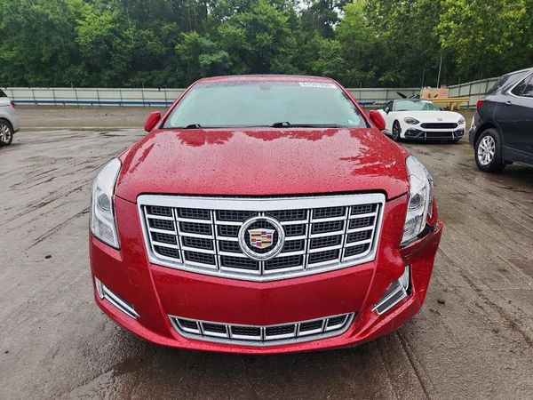 2013 CADILLAC XTS Luxury