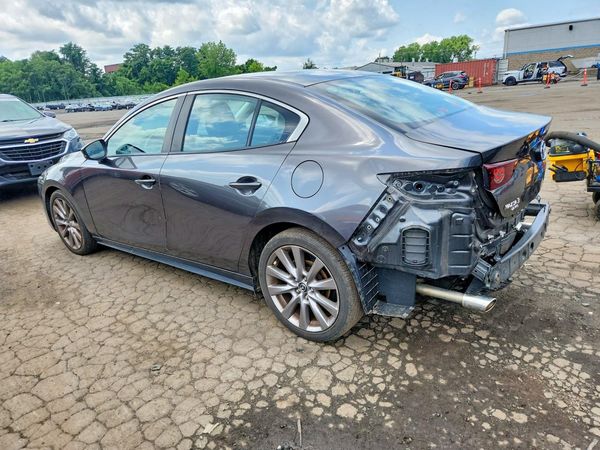 2021 MAZDA 3