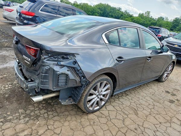 2021 MAZDA 3