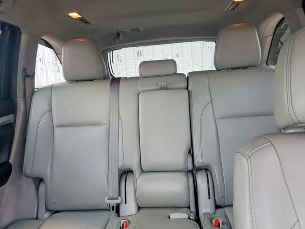 2016 TOYOTA HIGHLANDER Base/Hybrid