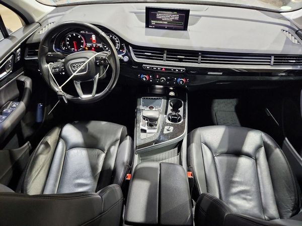 2017 AUDI Q7