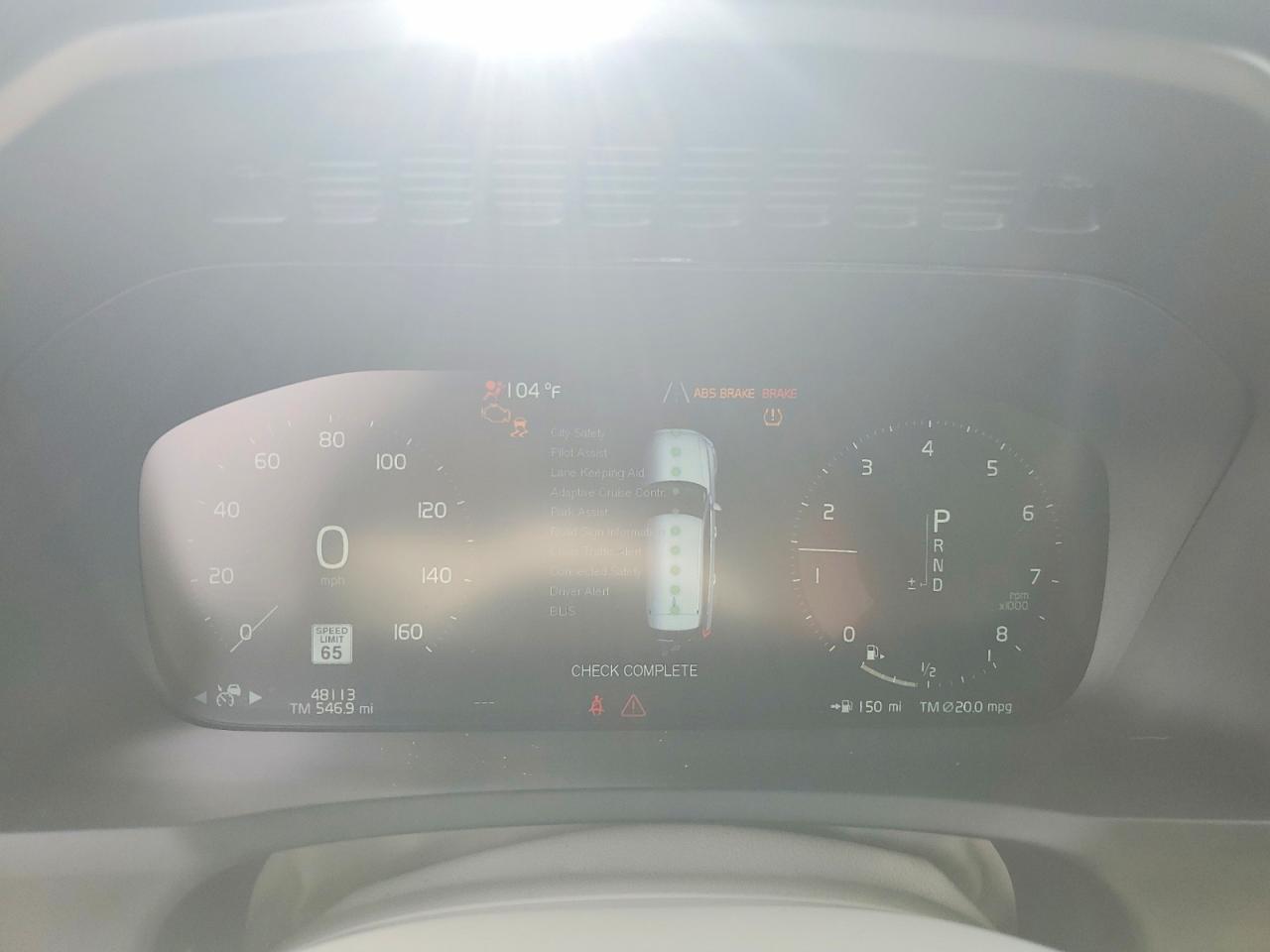 2021 VOLVO XC90 Momentum