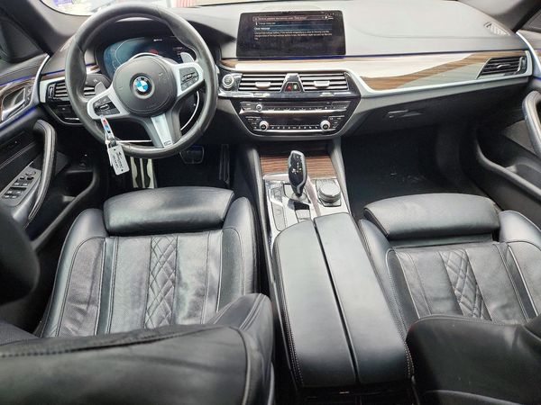 2020 BMW 530E